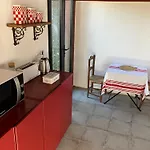 Ancienne Maison Basque Au Calme Au Pied De La Rhune アパート サール